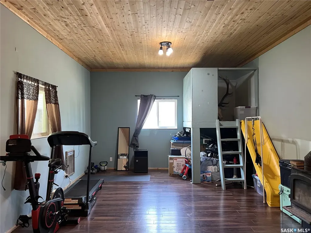 620 7th Avenue E Meadow Lake SK S9X 1J3