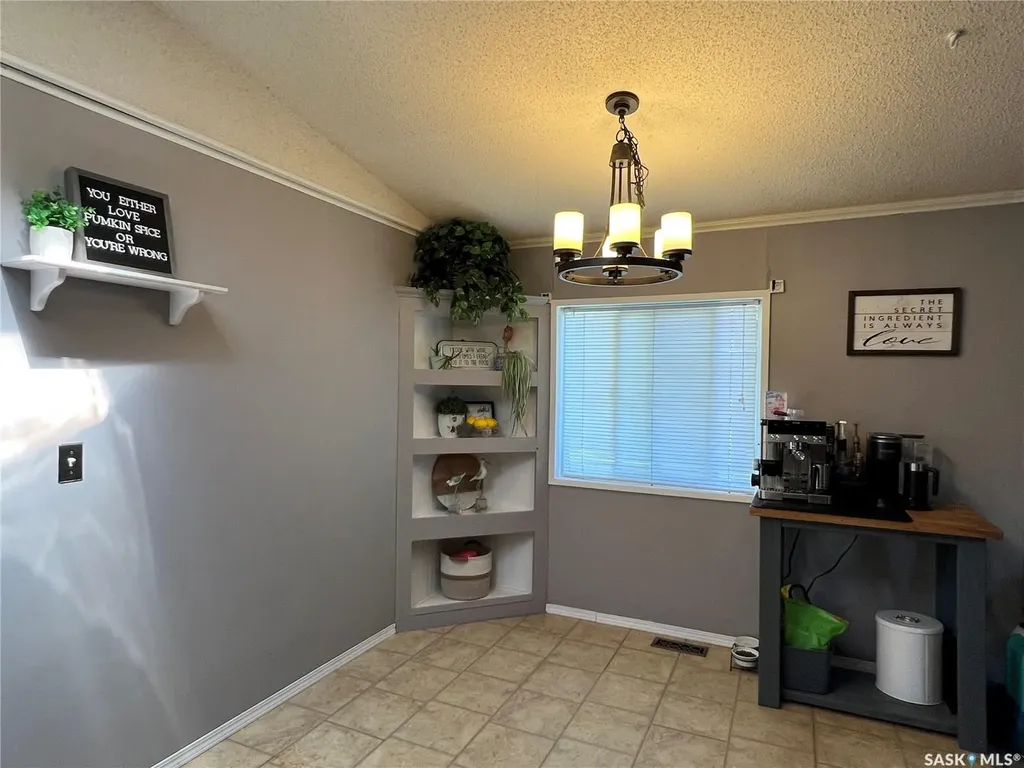 620 7th Avenue E Meadow Lake SK S9X 1J3