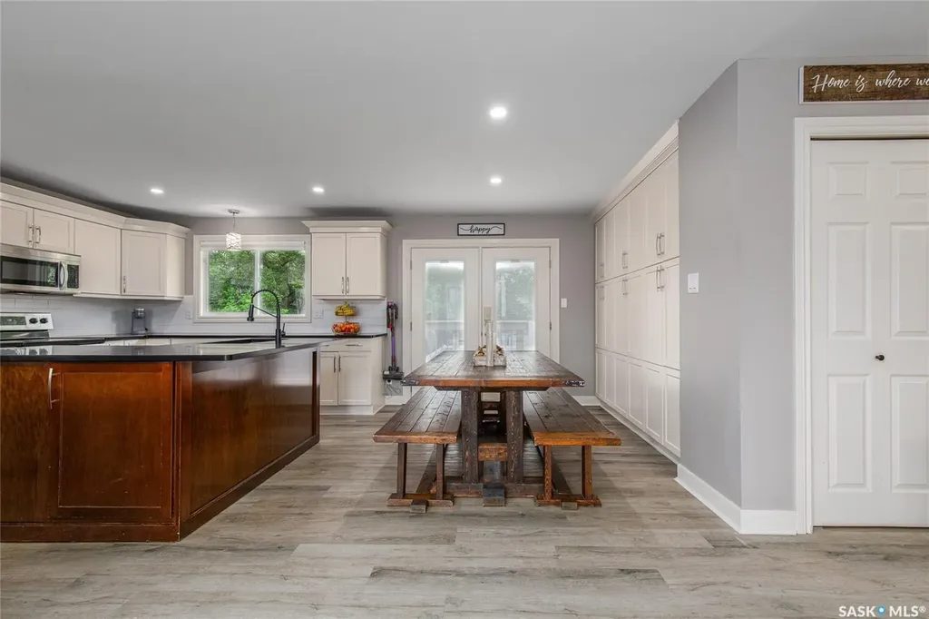 48 Aster Crescent Moose Jaw SK S6J 1A7