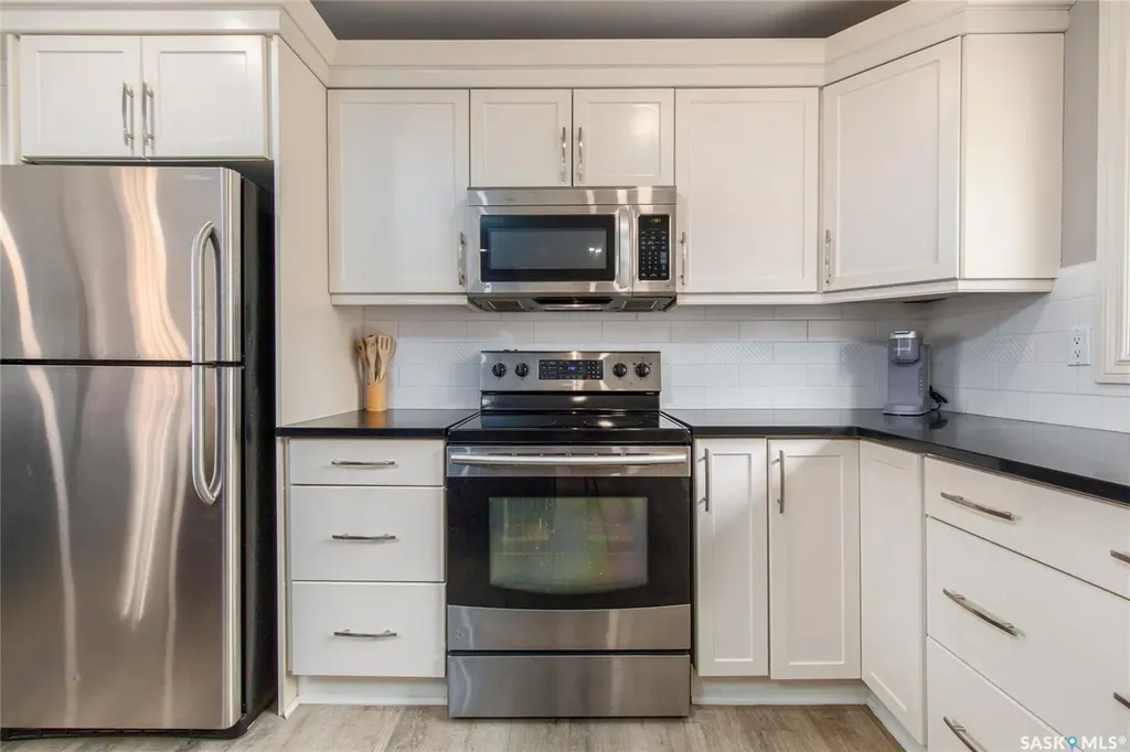 48 Aster Crescent Moose Jaw SK S6J 1A7