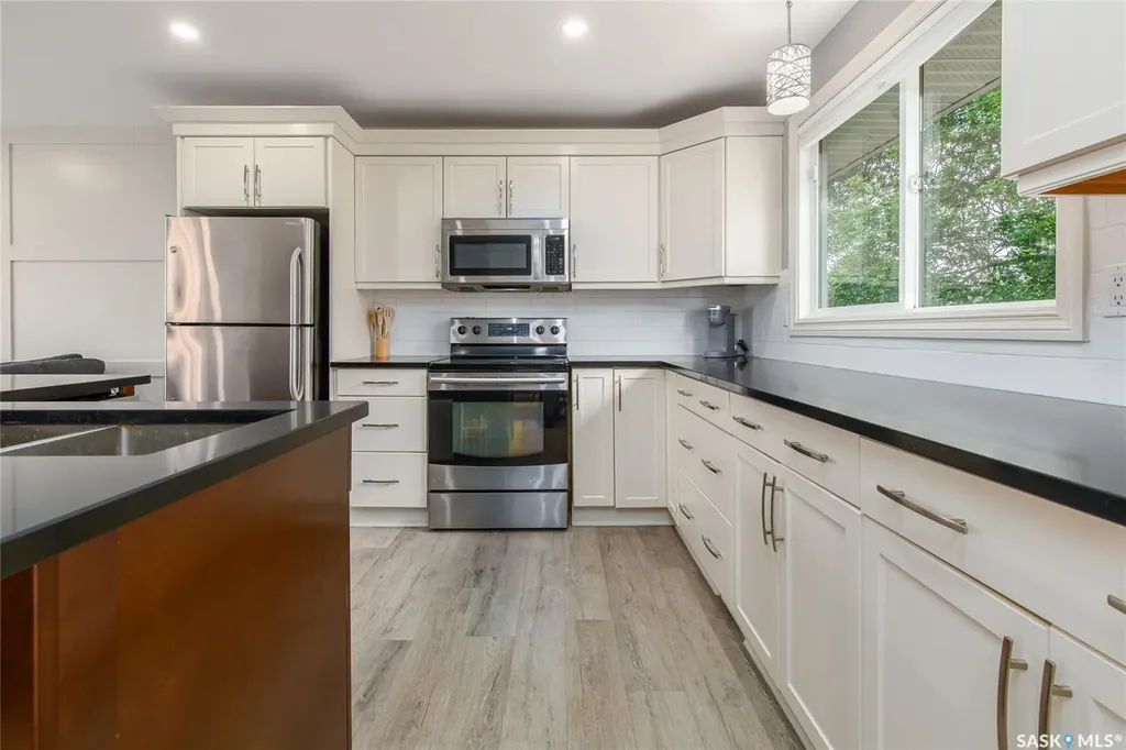 48 Aster Crescent Moose Jaw SK S6J 1A7