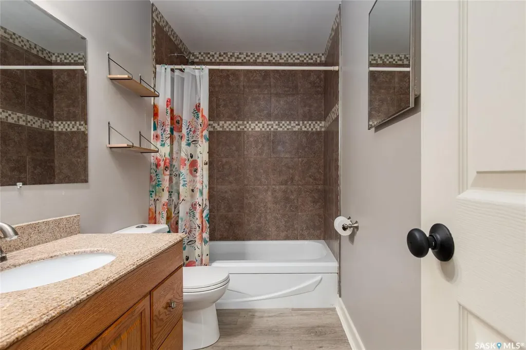 48 Aster Crescent Moose Jaw SK S6J 1A7
