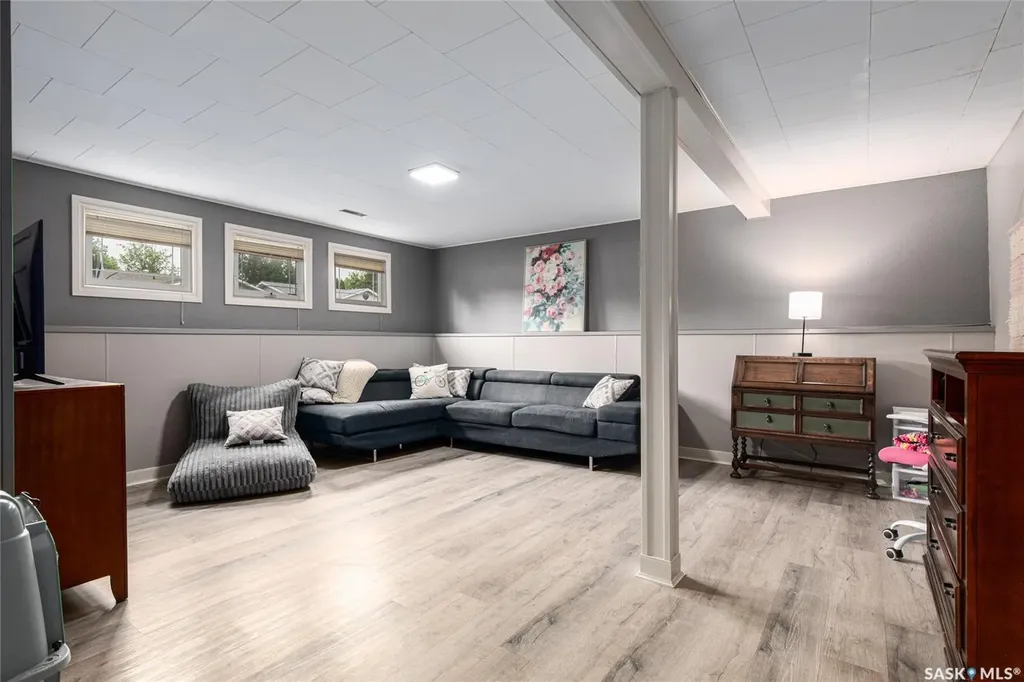48 Aster Crescent Moose Jaw SK S6J 1A7