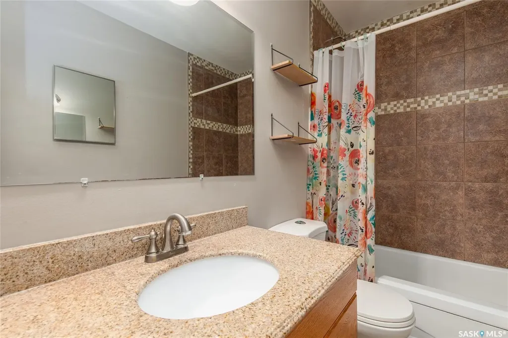 48 Aster Crescent Moose Jaw SK S6J 1A7
