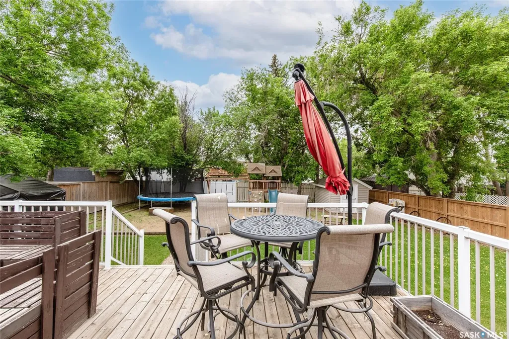 48 Aster Crescent Moose Jaw SK S6J 1A7