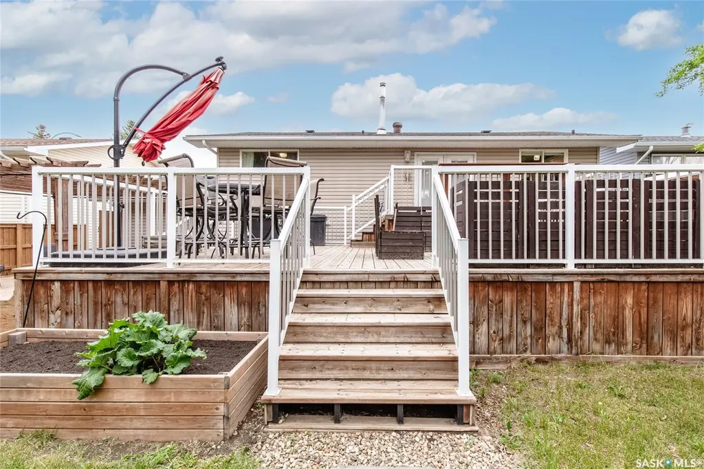 48 Aster Crescent Moose Jaw SK S6J 1A7