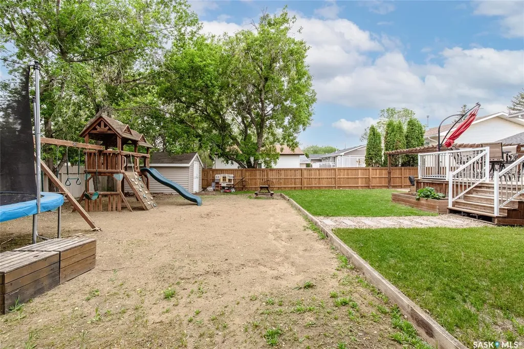 48 Aster Crescent Moose Jaw SK S6J 1A7
