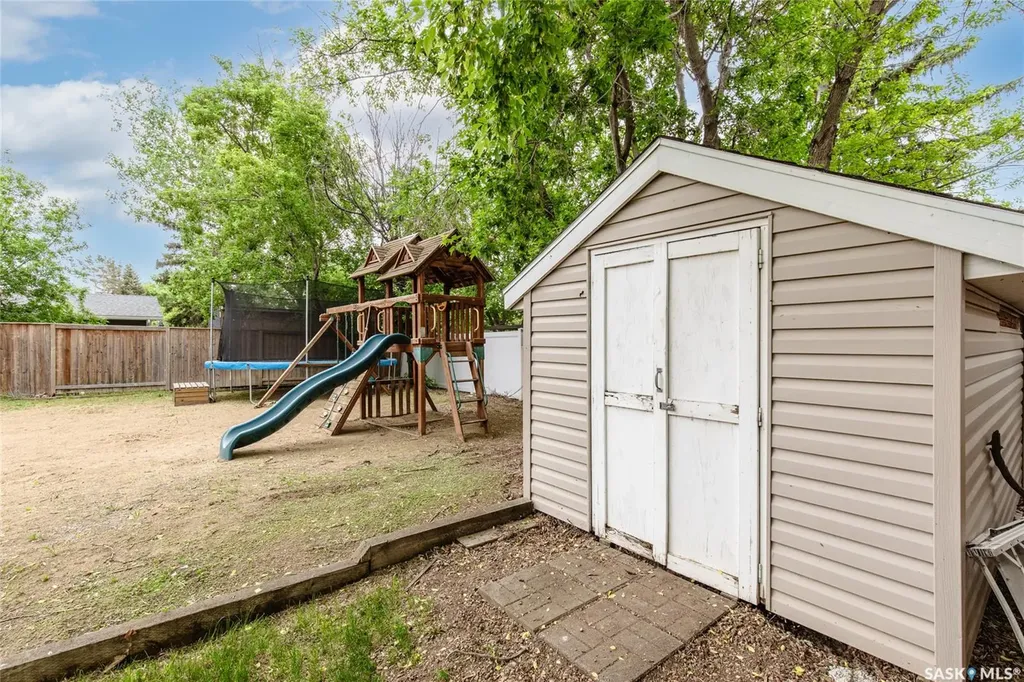 48 Aster Crescent Moose Jaw SK S6J 1A7