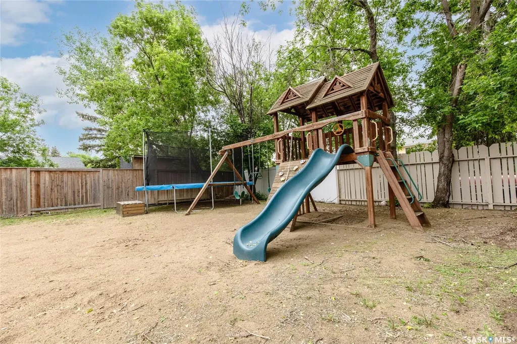48 Aster Crescent Moose Jaw SK S6J 1A7