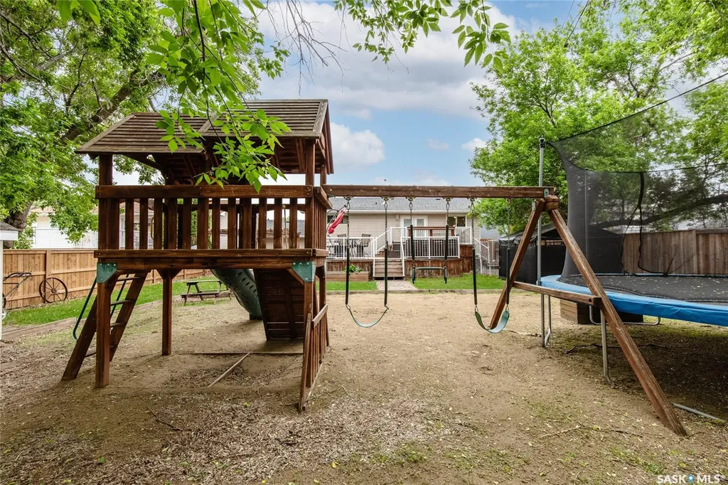 48 Aster Crescent Moose Jaw SK S6J 1A7
