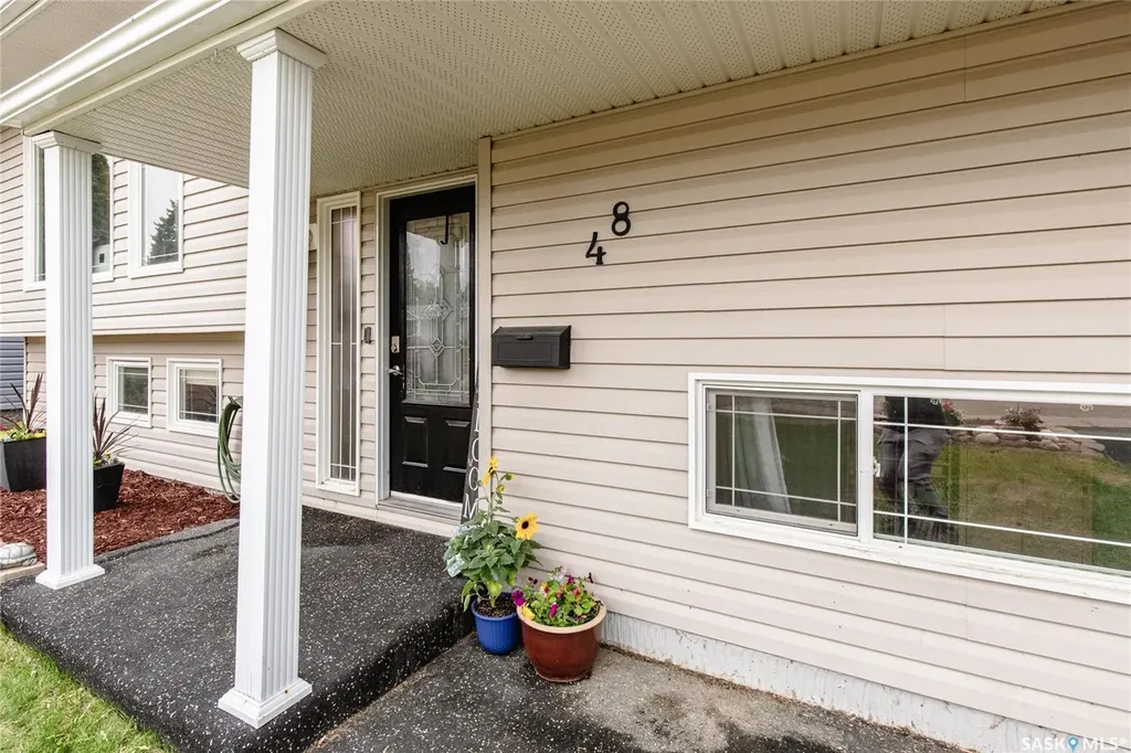 48 Aster Crescent Moose Jaw SK S6J 1A7
