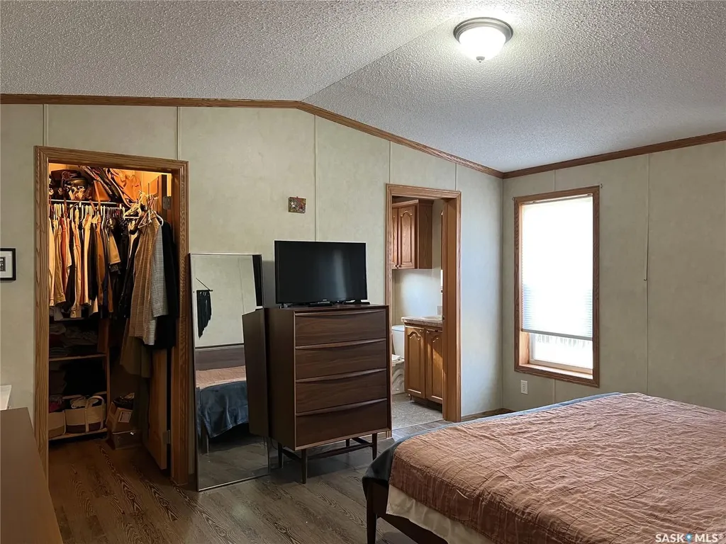 609 6th Street E Meadow Lake SK S9X 1X9