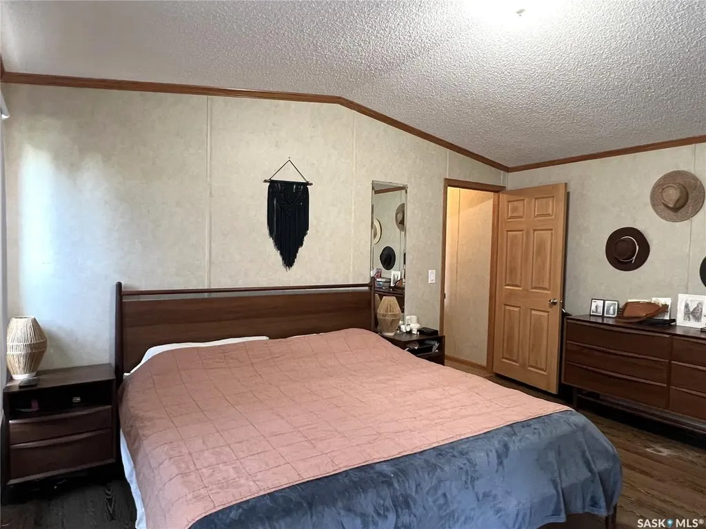 609 6th Street E Meadow Lake SK S9X 1X9