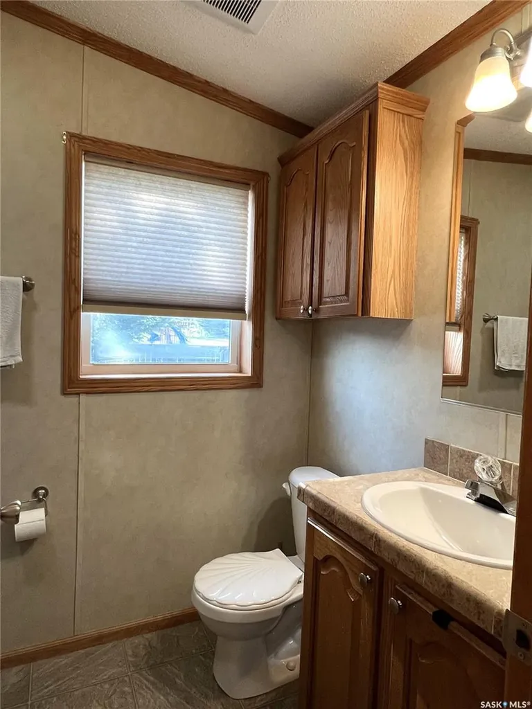 609 6th Street E Meadow Lake SK S9X 1X9