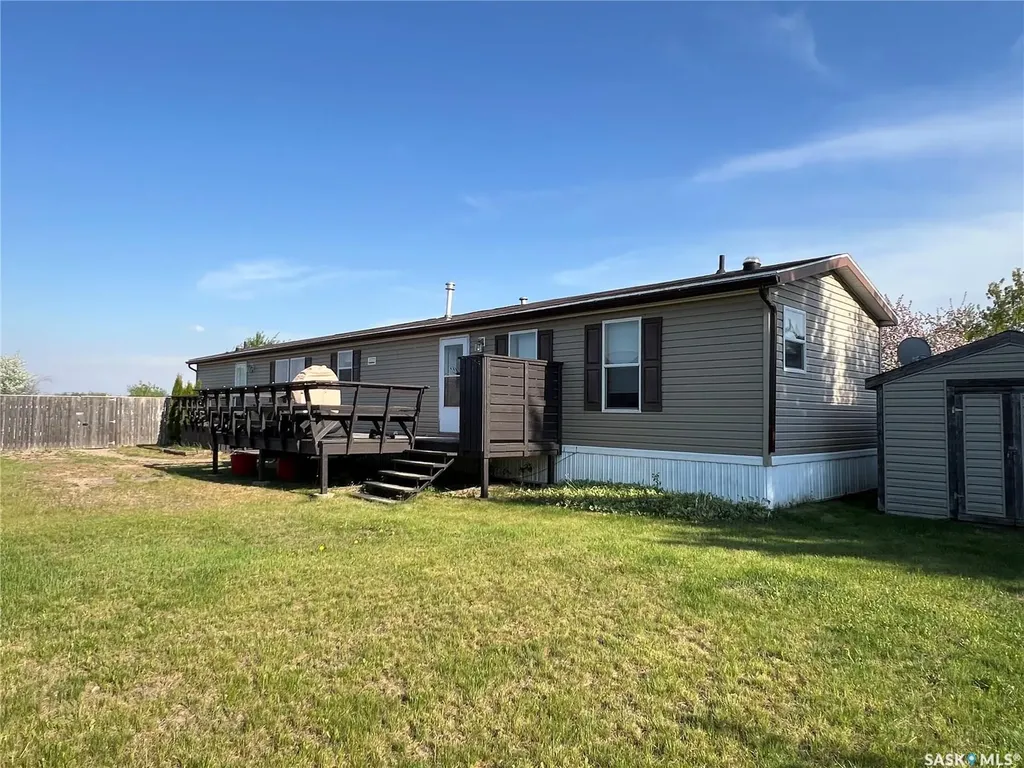 609 6th Street E Meadow Lake SK S9X 1X9