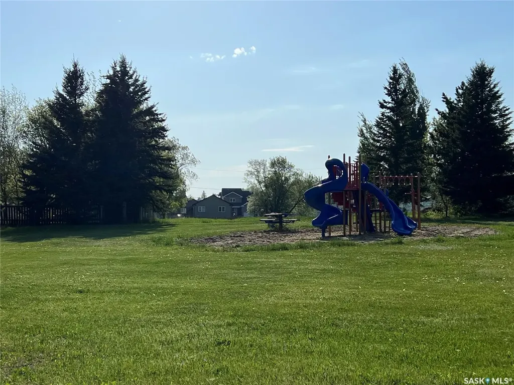 609 6th Street E Meadow Lake SK S9X 1X9