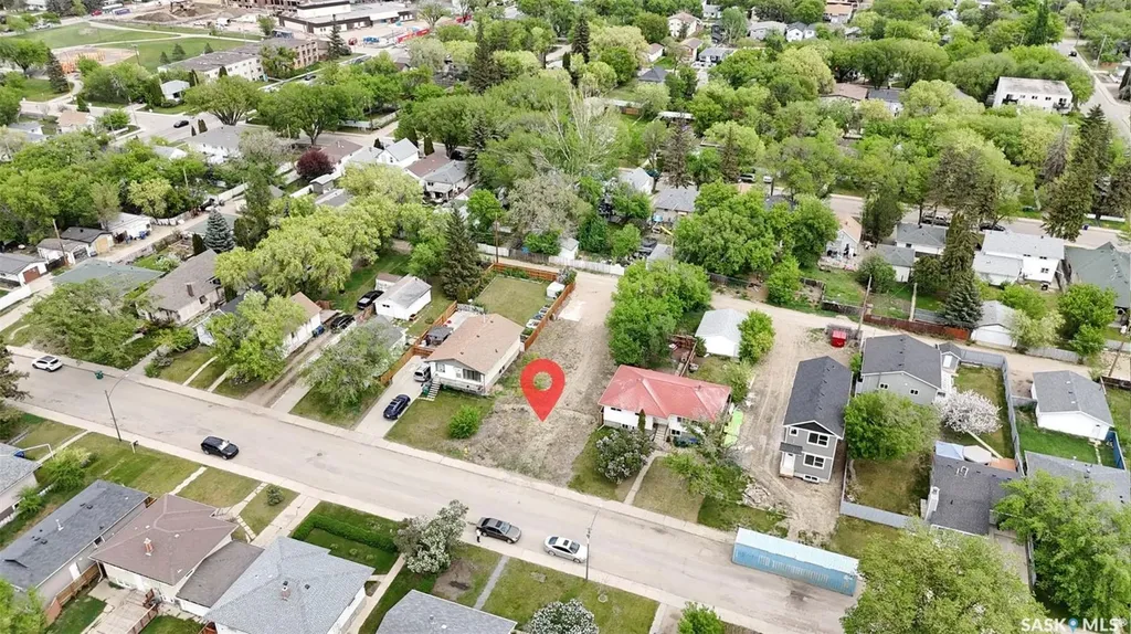 336 V Avenue S Saskatoon SK S7M 3E5