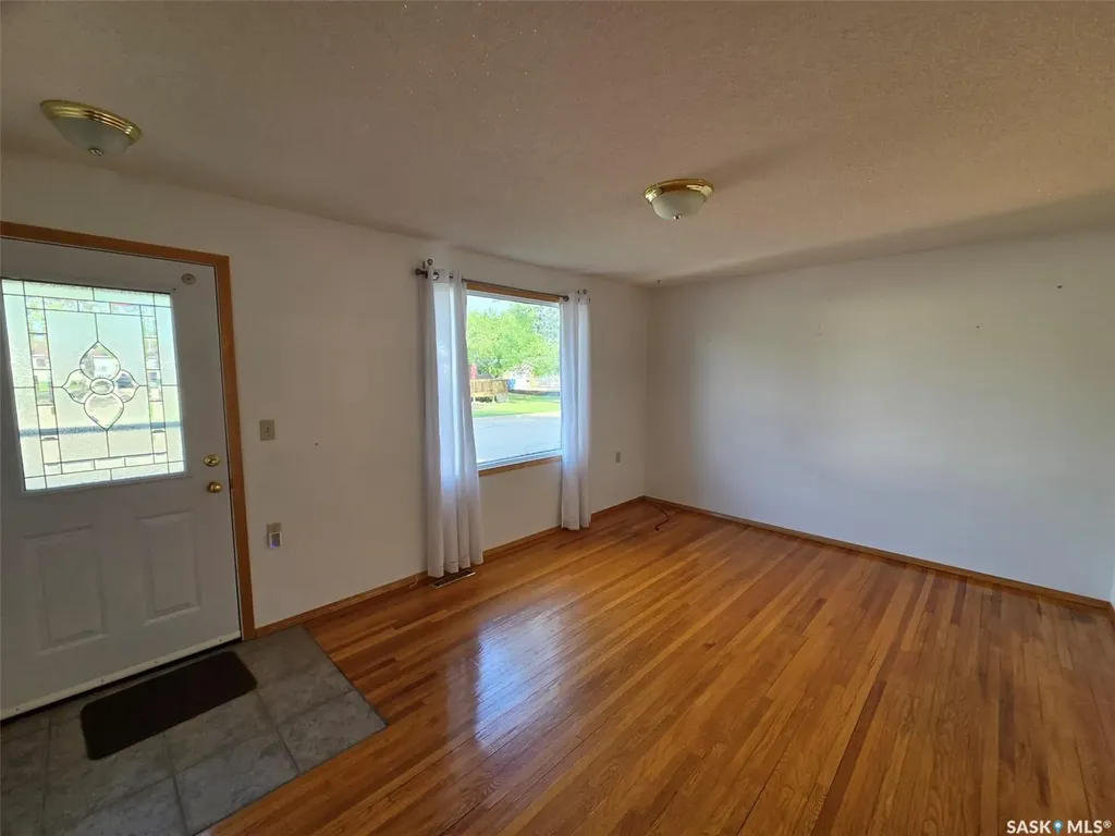 118 5th Street W Carlyle SK S0C 0R0