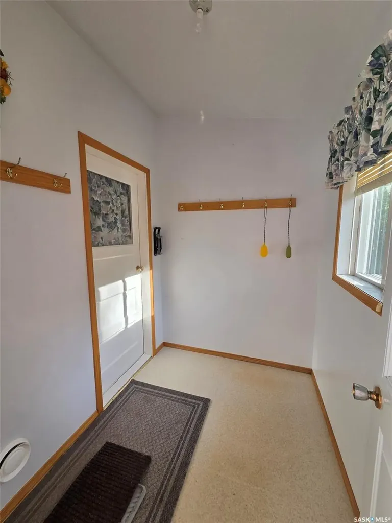 118 5th Street W Carlyle SK S0C 0R0