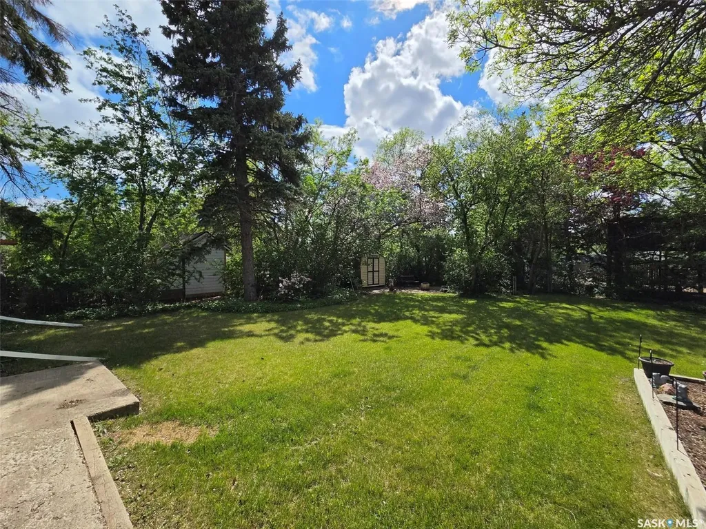 118 5th Street W Carlyle SK S0C 0R0