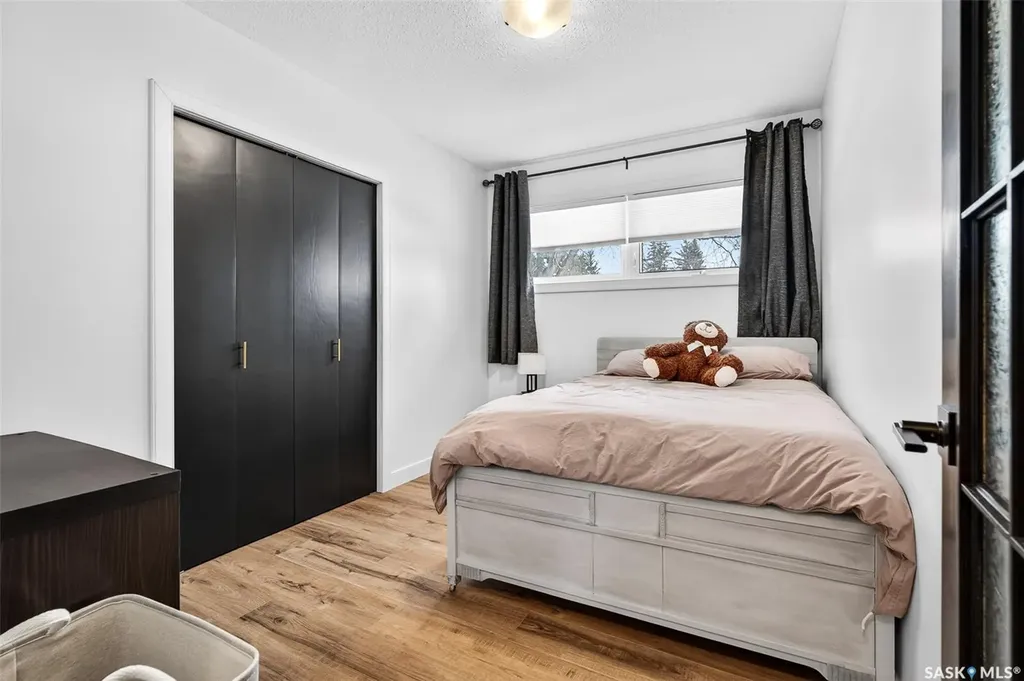 1238 Albert Street Moose Jaw SK S6H 2Y4