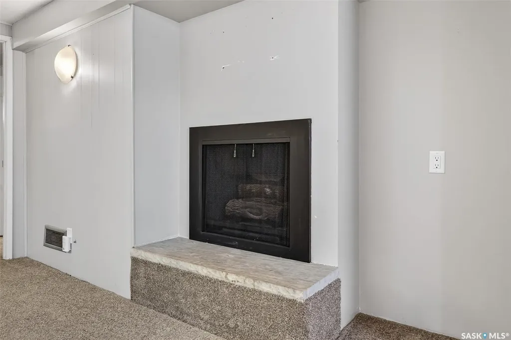 1238 Albert Street Moose Jaw SK S6H 2Y4