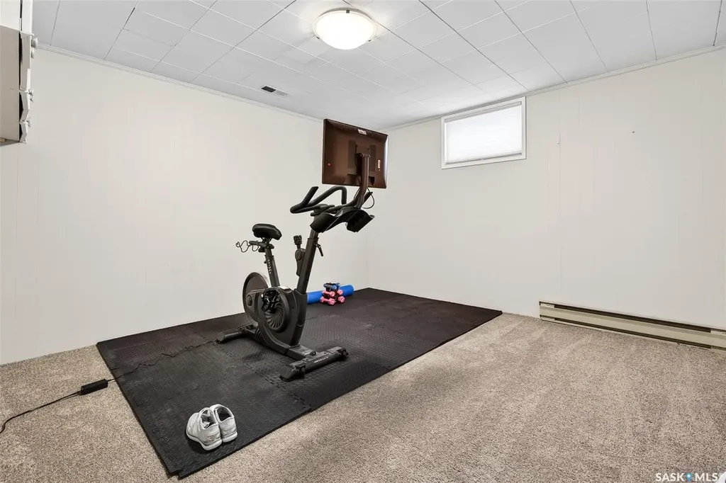 1238 Albert Street Moose Jaw SK S6H 2Y4
