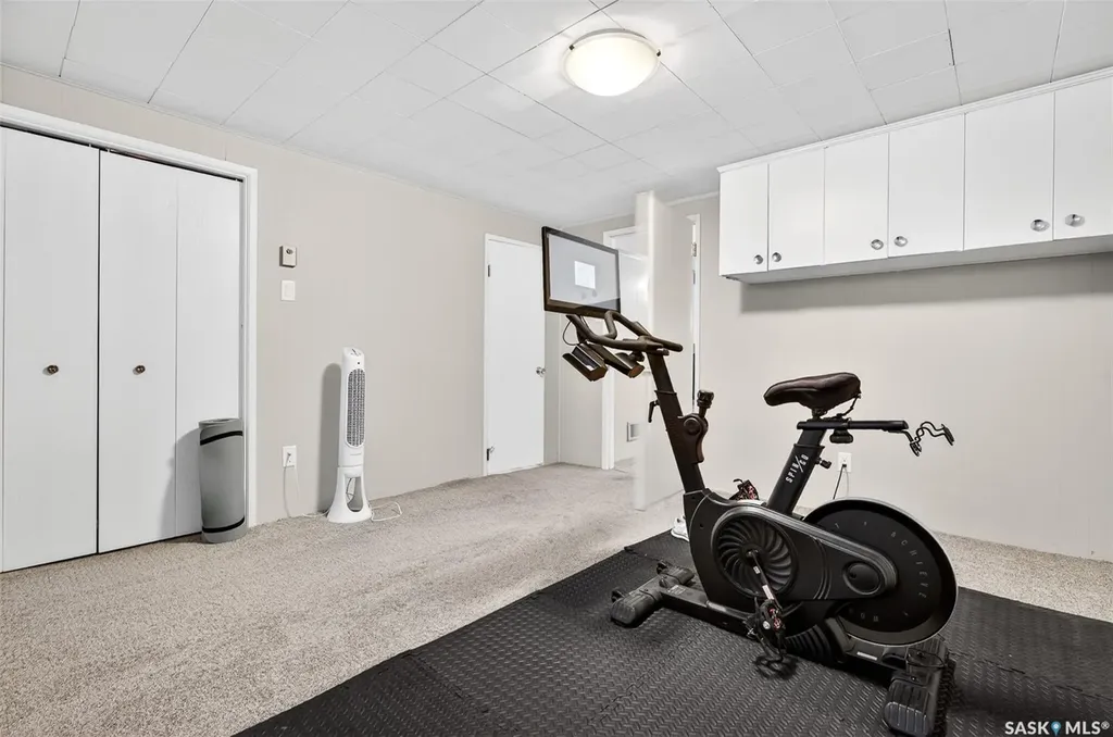 1238 Albert Street Moose Jaw SK S6H 2Y4