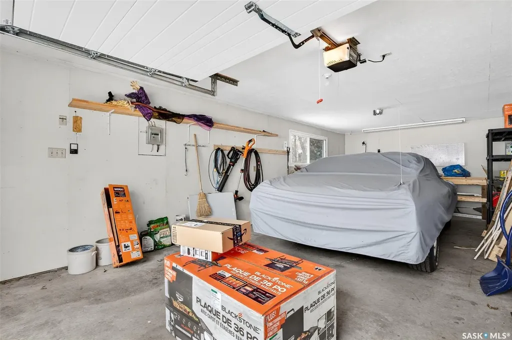 1238 Albert Street Moose Jaw SK S6H 2Y4