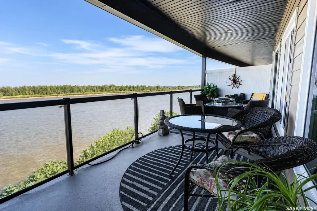 1600 1st Street E Prince Albert SK S6V 1G7