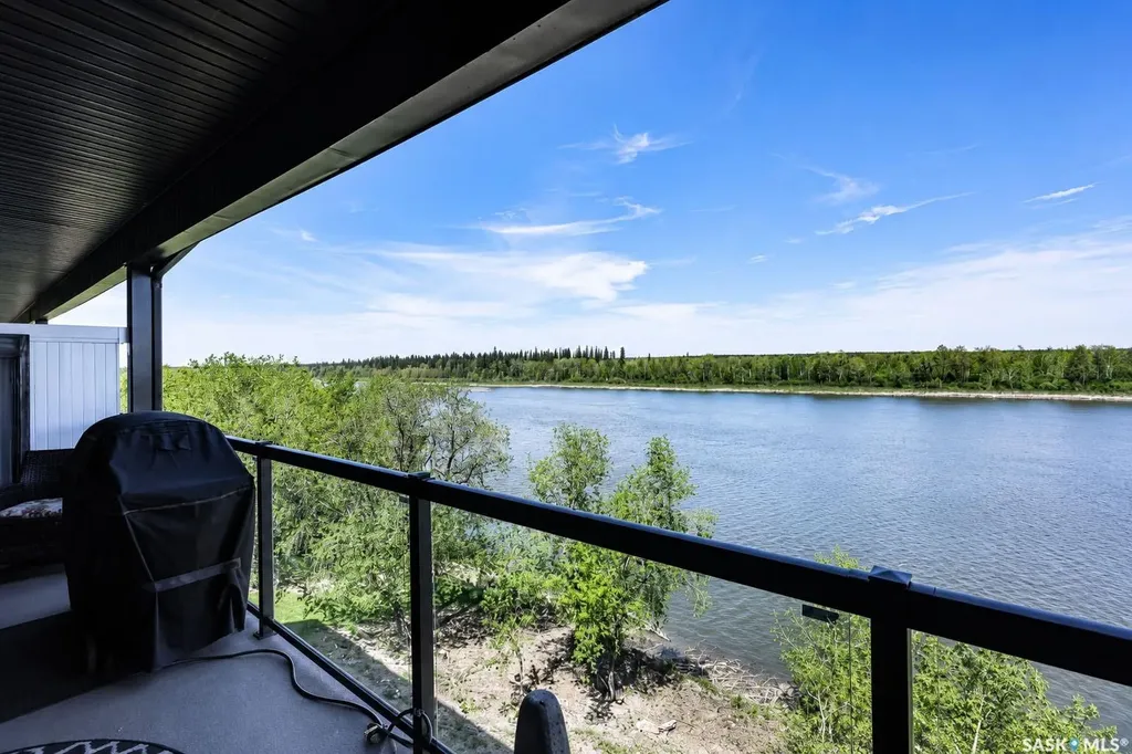 1600 1st Street E Prince Albert SK S6V 1G7