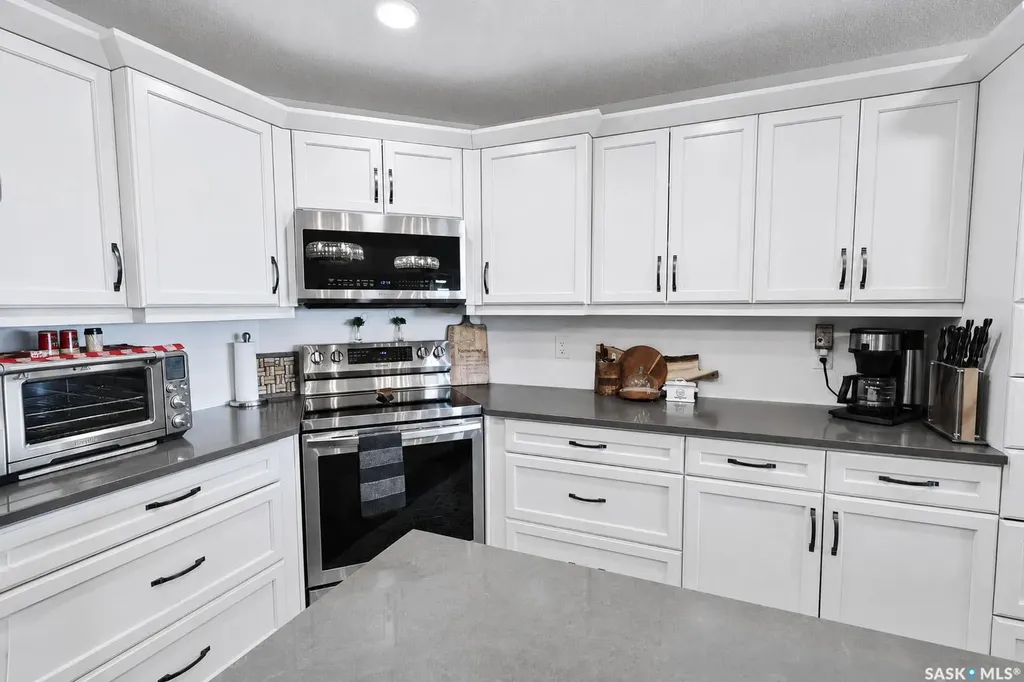 1600 1st Street E Prince Albert SK S6V 1G7