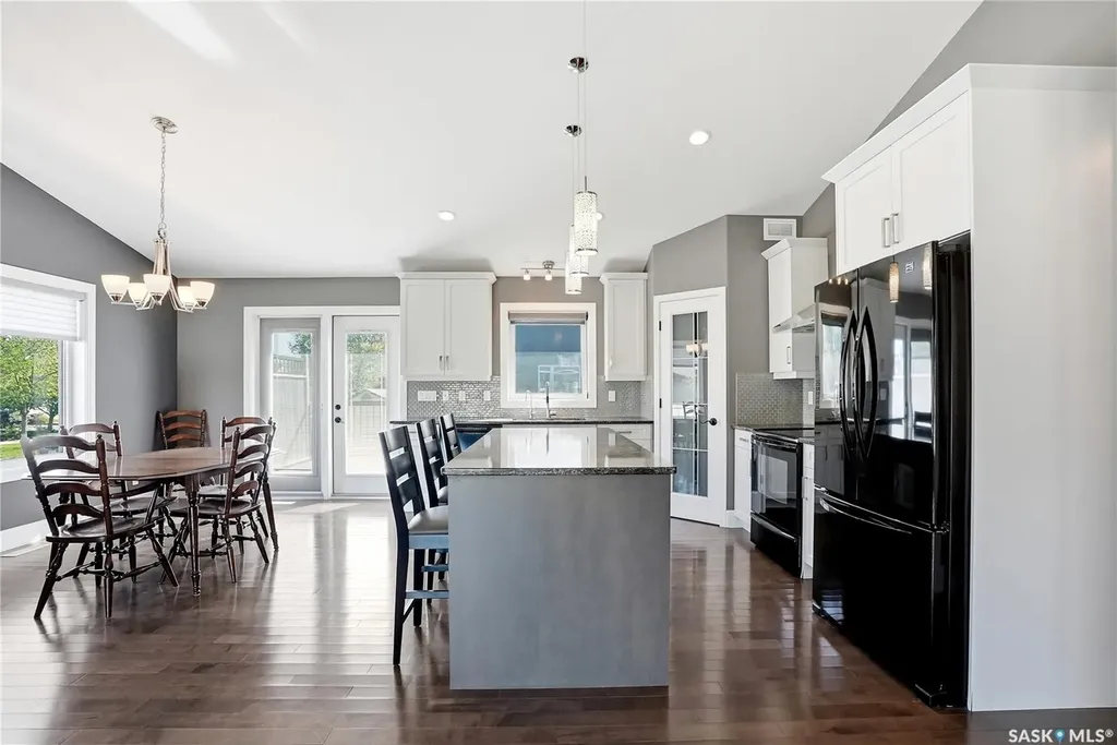 326 Horlick Crescent Saskatoon SK S7N 4R5