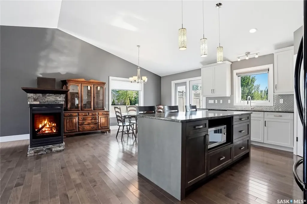326 Horlick Crescent Saskatoon SK S7N 4R5