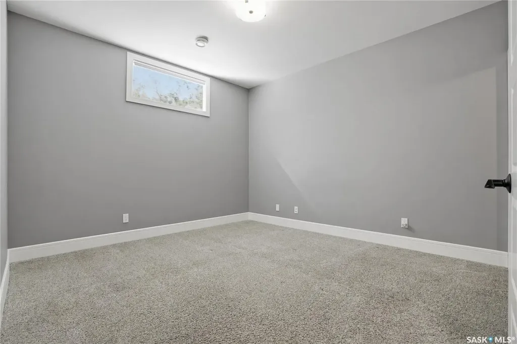 326 Horlick Crescent Saskatoon SK S7N 4R5