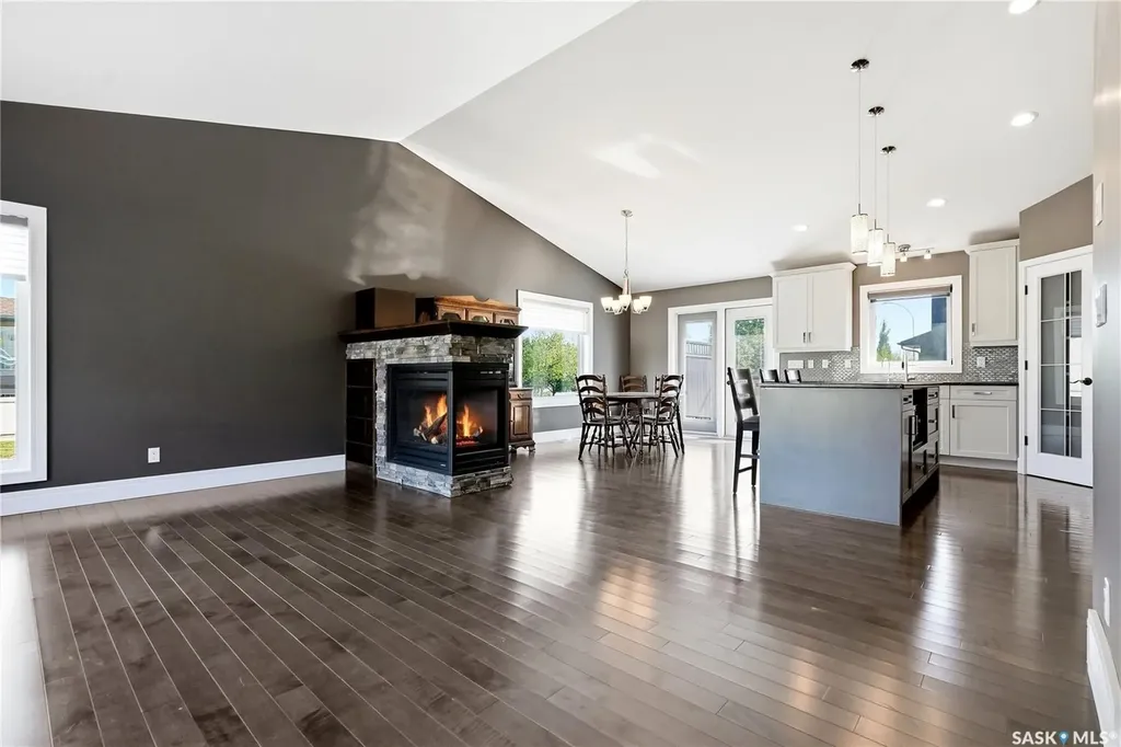326 Horlick Crescent Saskatoon SK S7N 4R5