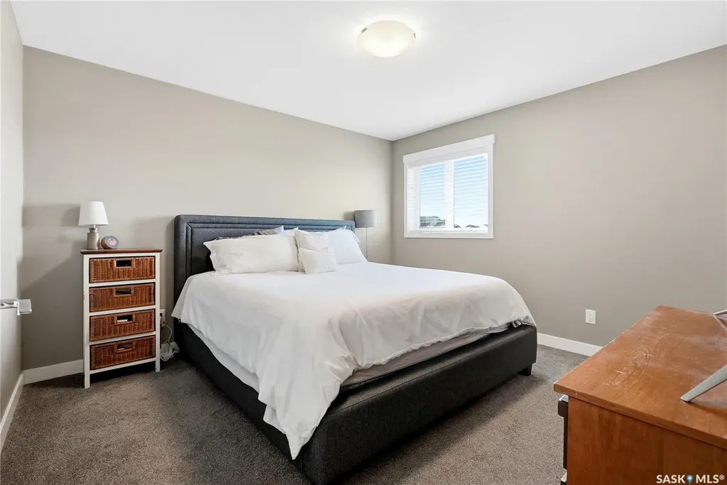 323 Cowan Crescent Martensville SK S0K 2T1
