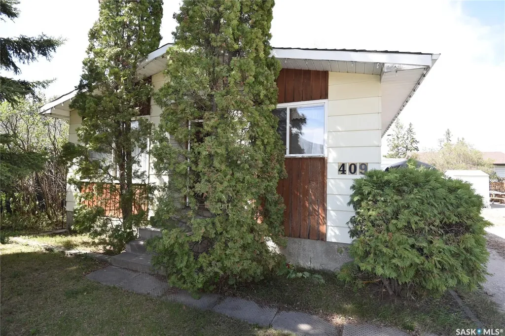 409 Nipawin Road E Nipawin SK S0E 1E0