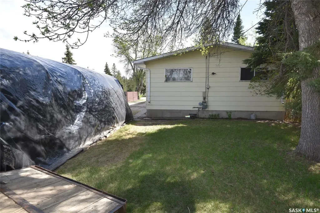 409 Nipawin Road E Nipawin SK S0E 1E0
