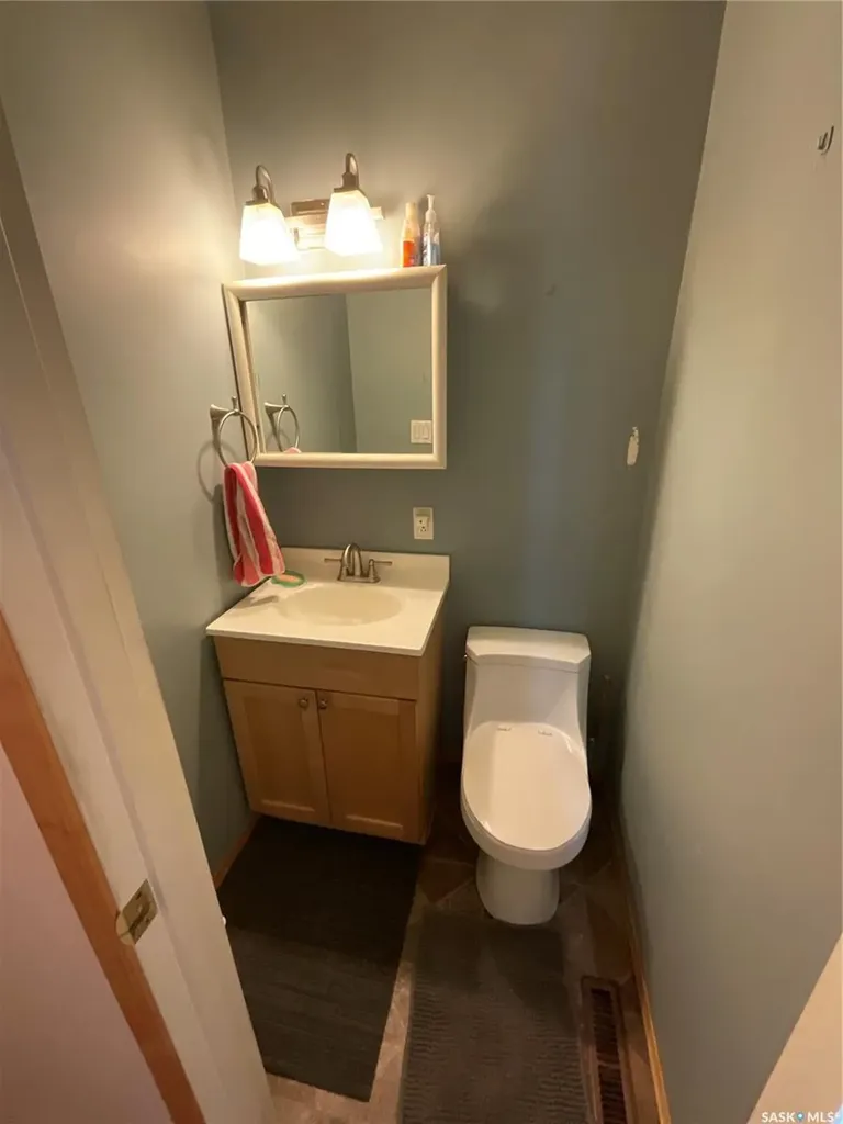 207 7th Street S Wakaw SK S0K 4P0