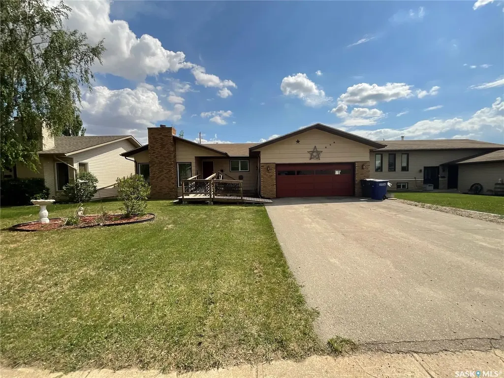 207 7th Street S Wakaw SK S0K 4P0