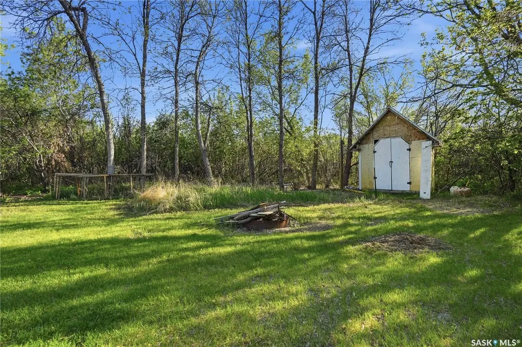 242 Woodlawn Avenue Katepwa Beach SK S0G 2Y0