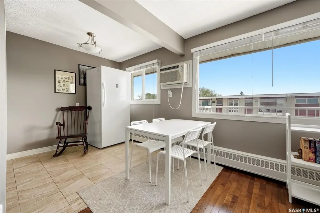 1811 8th Avenue N Regina SK S4R 0G5