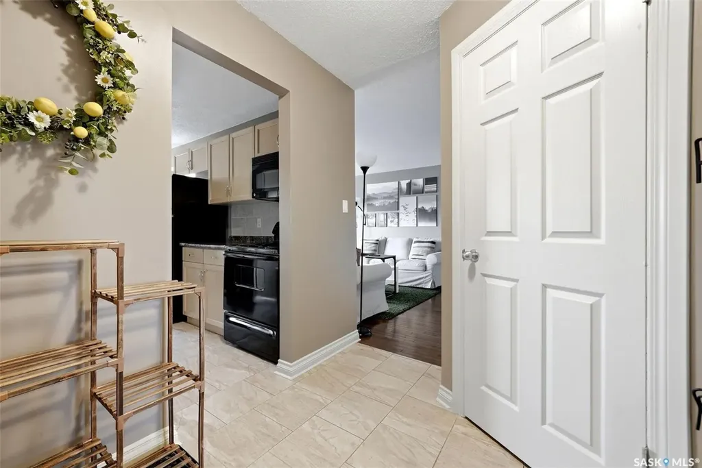 1811 8th Avenue N Regina SK S4R 0G5