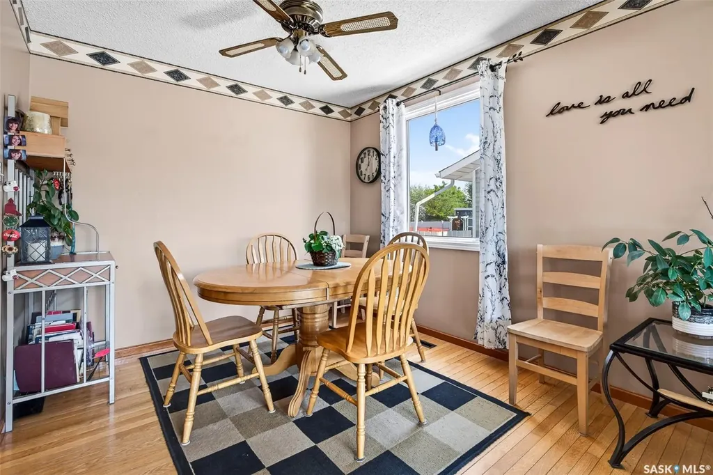 1050 Simcoe Street Moose Jaw SK S6H 3J2