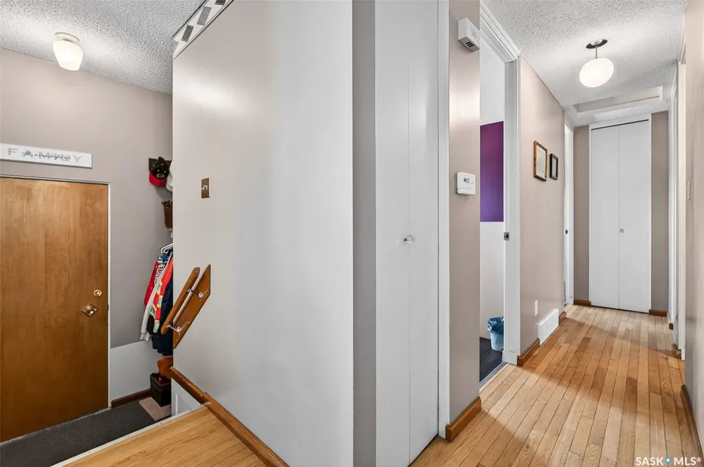1050 Simcoe Street Moose Jaw SK S6H 3J2