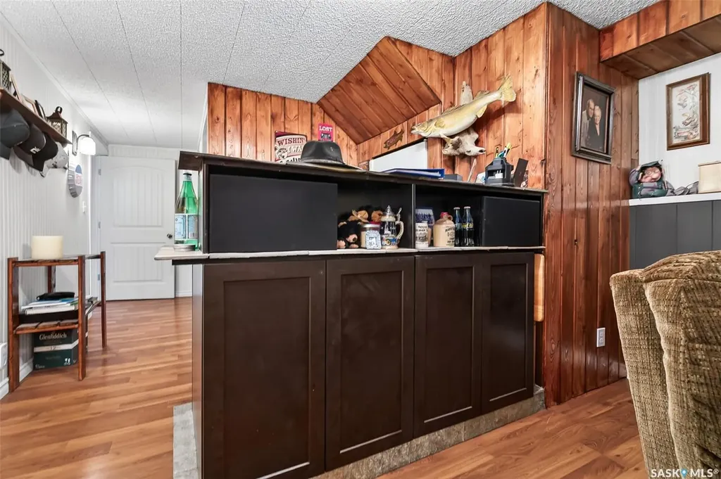 1050 Simcoe Street Moose Jaw SK S6H 3J2
