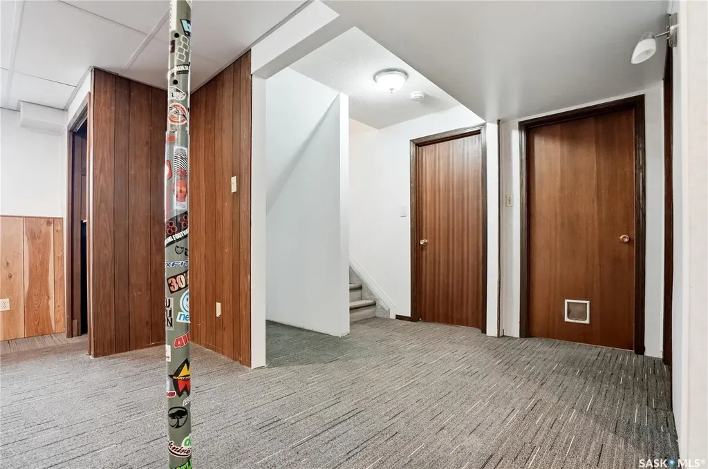 424 Dalhousie Crescent Saskatoon SK S7H 3S4