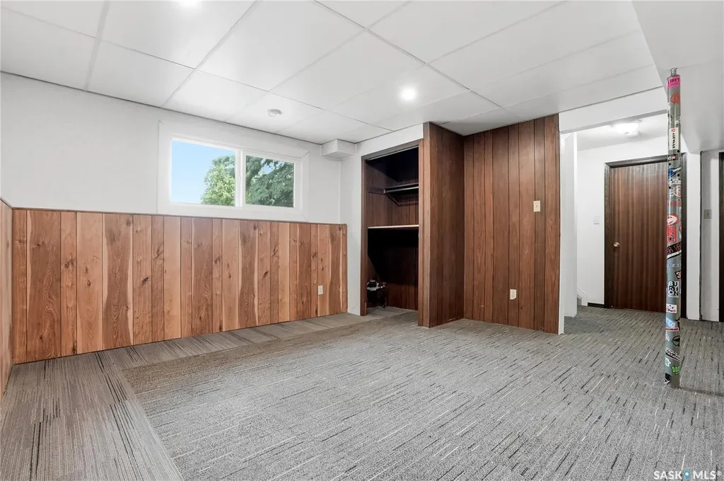 424 Dalhousie Crescent Saskatoon SK S7H 3S4