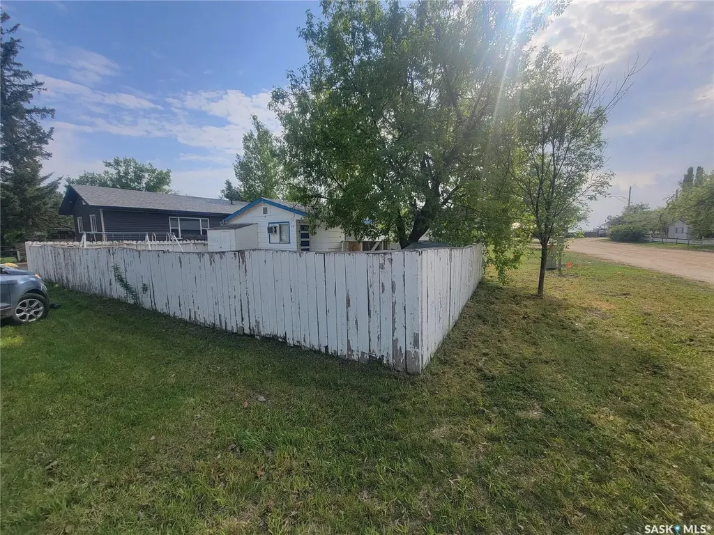 1010 Sylvan Street Cochin SK S0M 0L0
